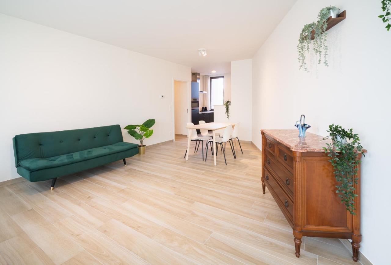Opera Square Apartments In The Center Of アントウェルペン エクステリア 写真