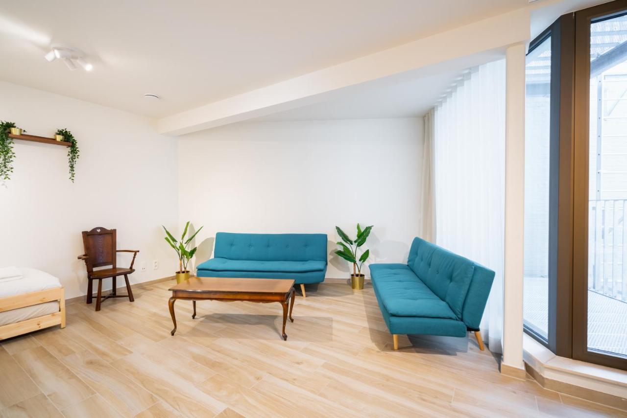 Opera Square Apartments In The Center Of アントウェルペン エクステリア 写真