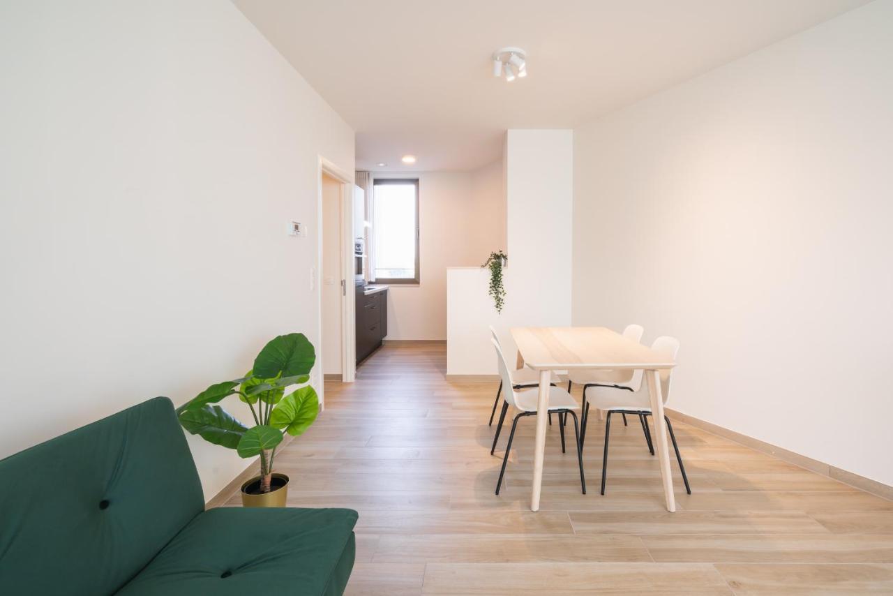Opera Square Apartments In The Center Of アントウェルペン エクステリア 写真