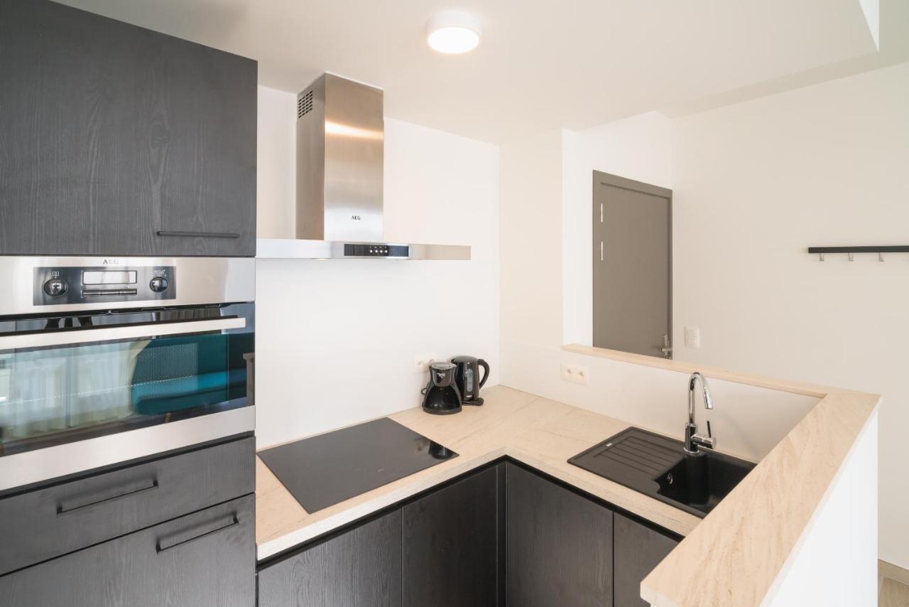Opera Square Apartments In The Center Of アントウェルペン エクステリア 写真