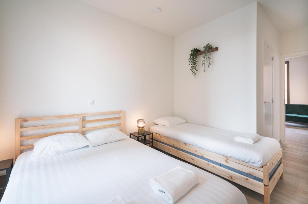 Opera Square Apartments In The Center Of アントウェルペン エクステリア 写真