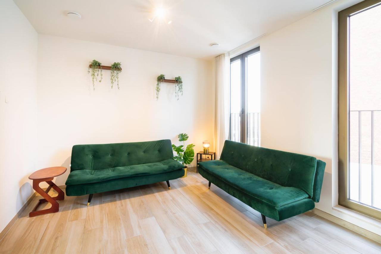 Opera Square Apartments In The Center Of アントウェルペン エクステリア 写真