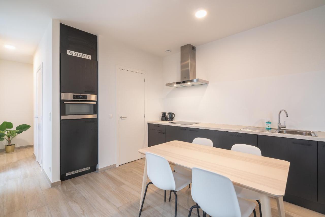 Opera Square Apartments In The Center Of アントウェルペン エクステリア 写真